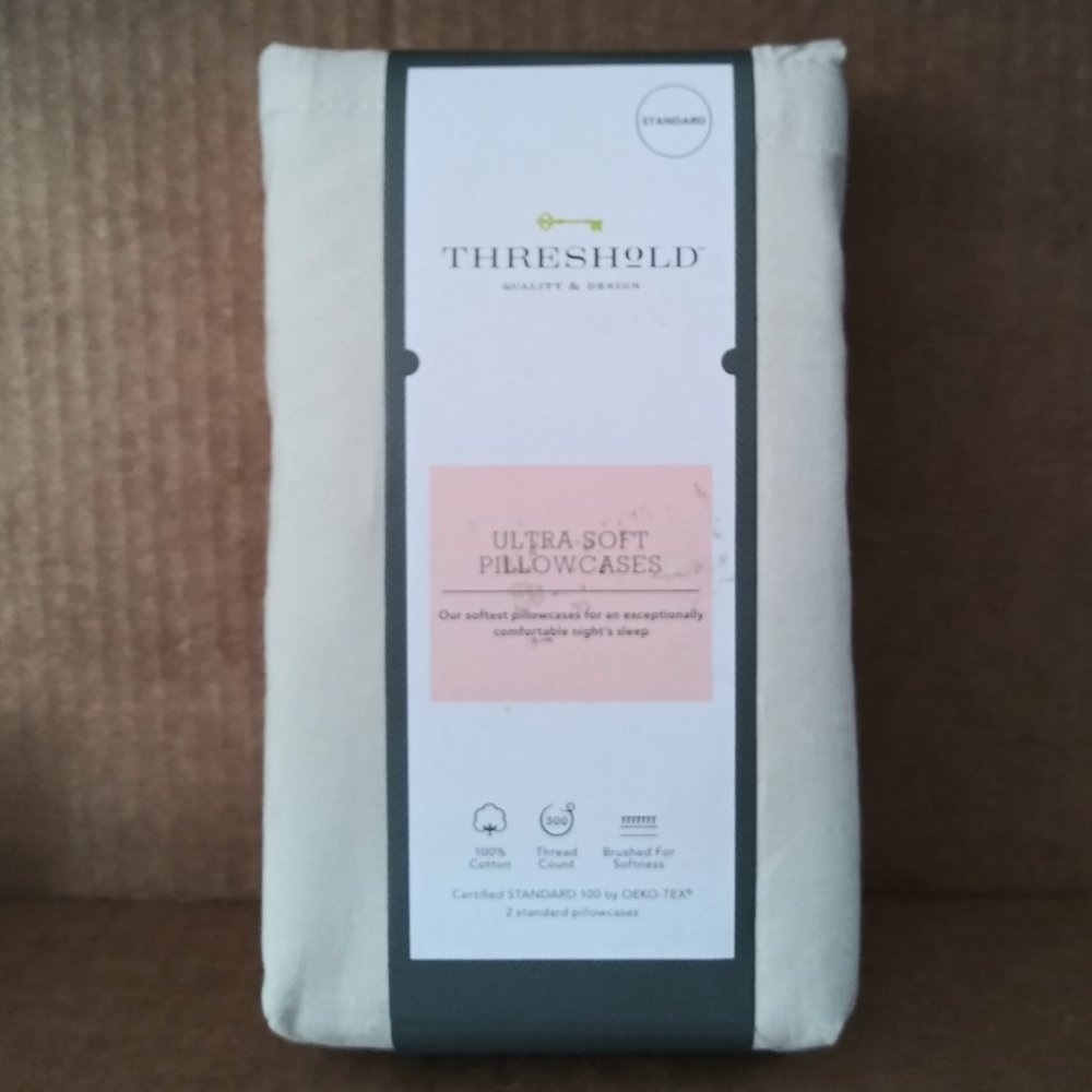 Threshold Ultra Soft Pillowcases (Standard, Chalk color)